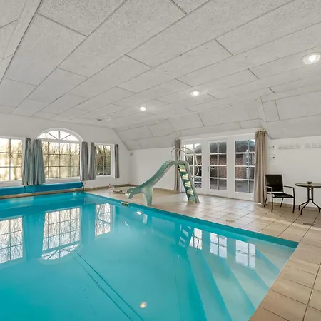 Σπίτι διακοπών 18-person Pool House In Husby, Close To The North Sea, Ulfborg
