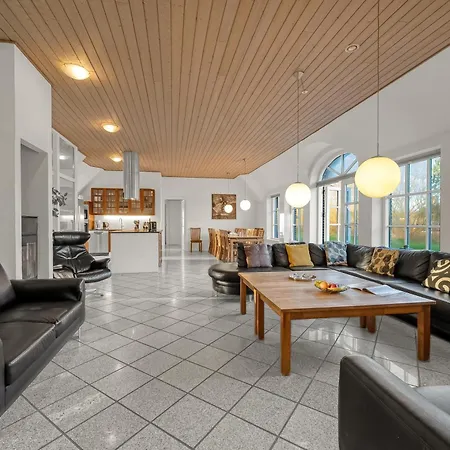 18-person Pool House In Husby, Close To The North Sea, Σπίτι διακοπών Ulfborg